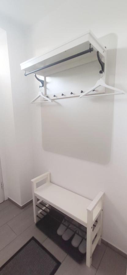 Gemuetliche Zweiraumwohnung In Ruhelage เวียนนา ภายนอก รูปภาพ