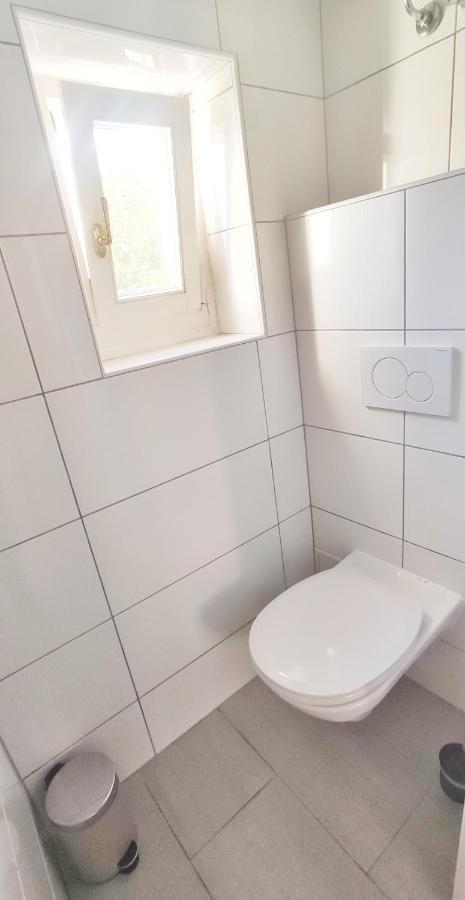 Gemuetliche Zweiraumwohnung In Ruhelage เวียนนา ภายนอก รูปภาพ